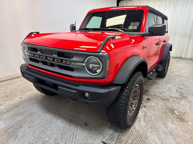 Photo of 2024 Race Red Ford Bronco
