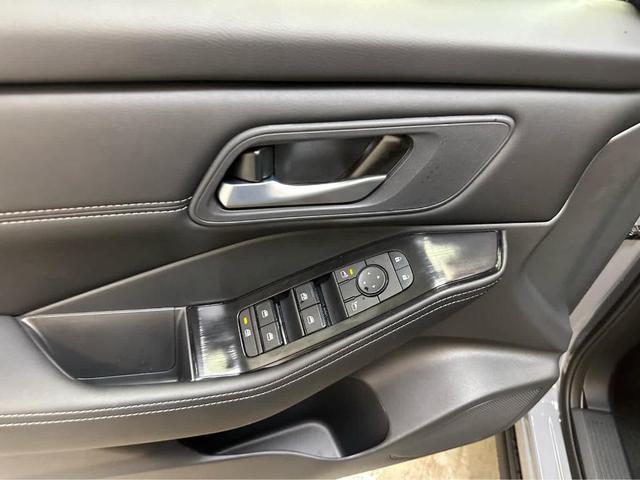 Photo of 2026 Boulder Gray Metallic Nissan Rogue