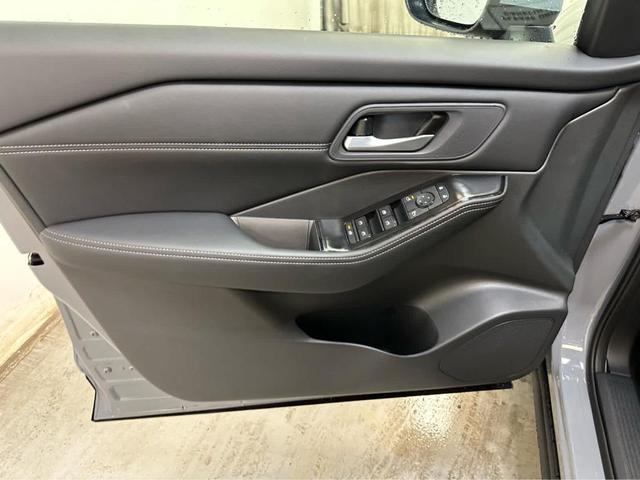Photo of 2026 Boulder Gray Metallic Nissan Rogue