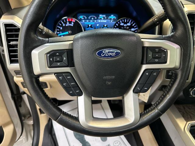 Photo of 2018 White Platinum Tri-Coat Metallic Ford F-350