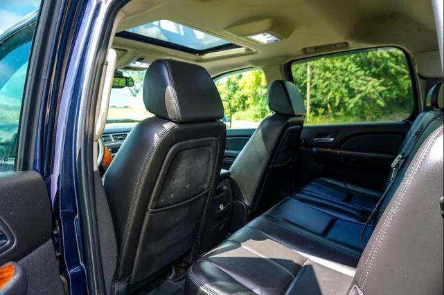Photo of 2007 Dark Blue Metallic Chevrolet Silverado 1500