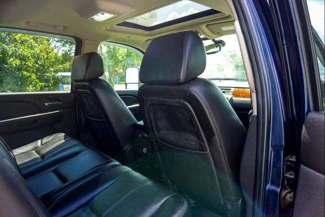 Photo of 2007 Dark Blue Metallic Chevrolet Silverado 1500