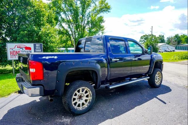 Photo of 2007 Dark Blue Metallic Chevrolet Silverado 1500