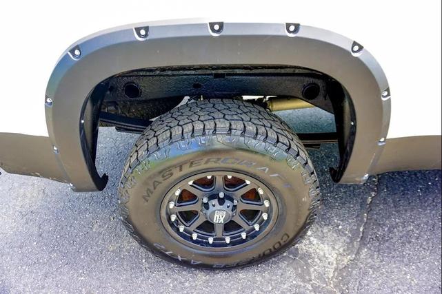 Photo of 2011 Summit White GMC Sierra 1500