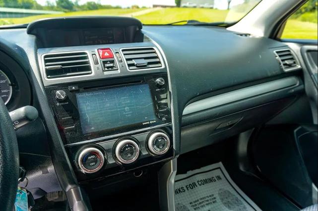 Photo of 2017 Ice Silver Metallic Subaru Forester
