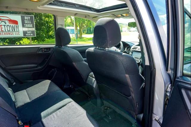 Photo of 2017 Ice Silver Metallic Subaru Forester