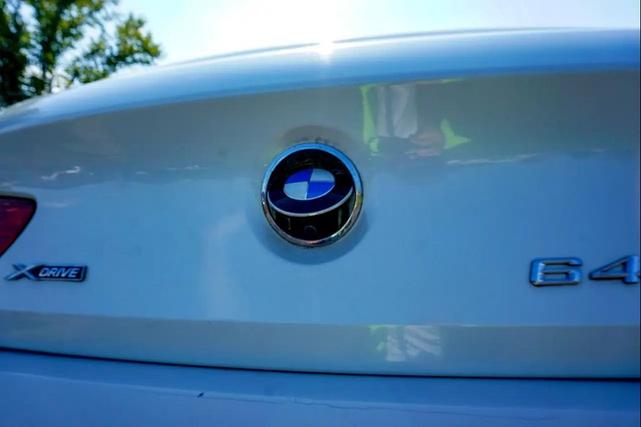 Photo of 2014 White BMW 640