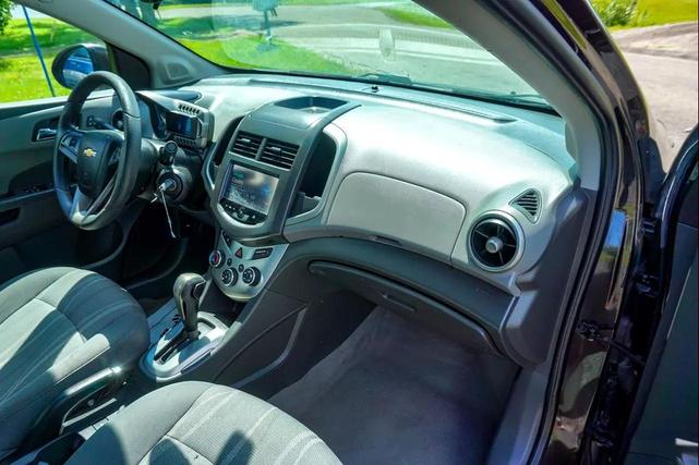 Photo of 2014 Ashen Gray Metallic Chevrolet Sonic