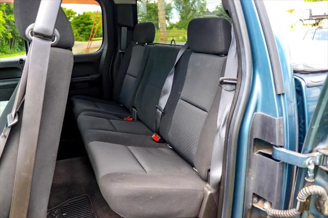 Photo of 2011 Blue Chevrolet Silverado 1500