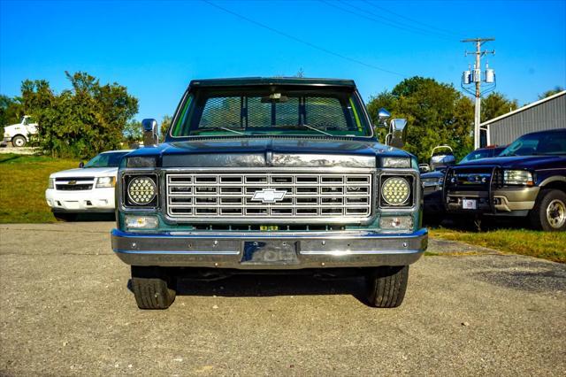Photo of 1975 Green Chevrolet C20/K20