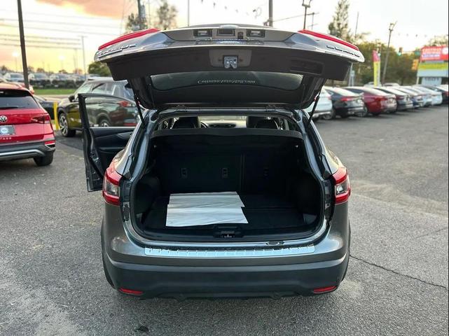 Photo of 2020 Gun Metallic Nissan Rogue Sport
