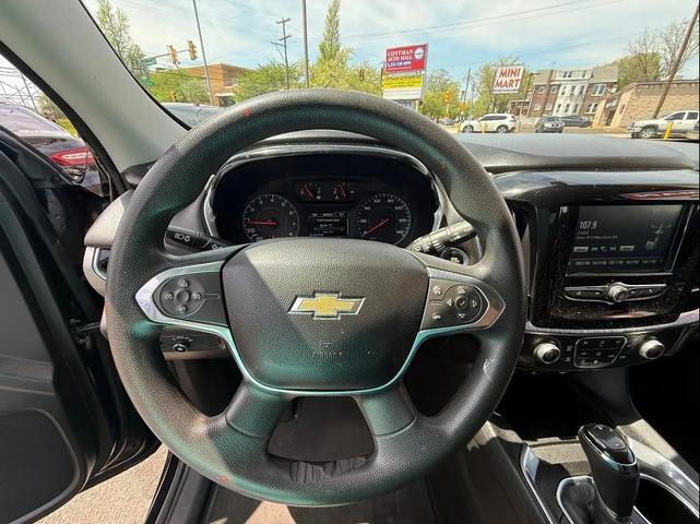 Photo of 2019 Mosaic Black Metallic Chevrolet Traverse