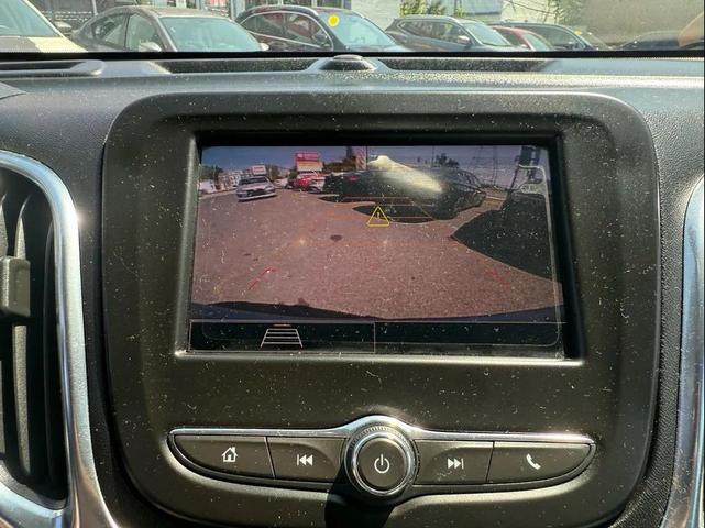 Photo of 2023 Sterling Gray Metallic Chevrolet Equinox
