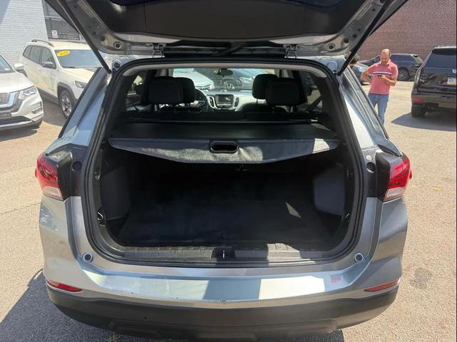 Photo of 2023 Sterling Gray Metallic Chevrolet Equinox