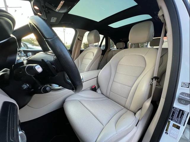 Photo of 2018 White Mercedes-Benz GLC 300