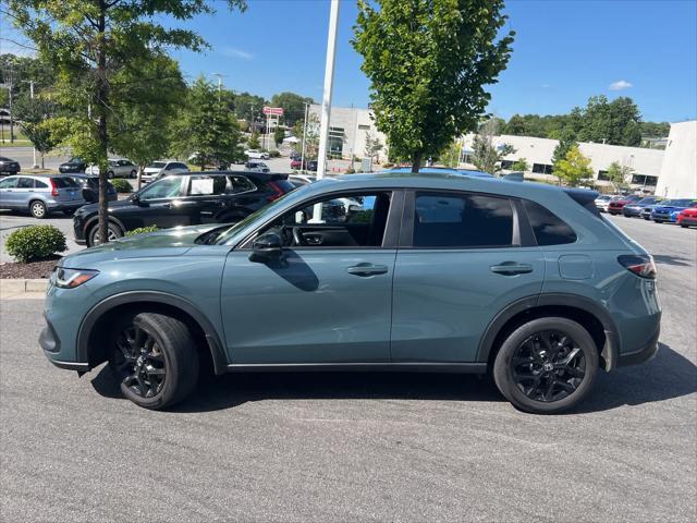Photo of 2023 Nordic Forest Pearl Honda HR-V