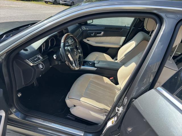 Photo of 2016 Gray Mercedes-Benz E-Class