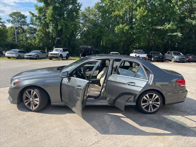 Photo of 2016 Gray Mercedes-Benz E-Class