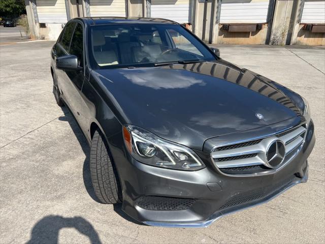 Photo of 2016 Gray Mercedes-Benz E-Class