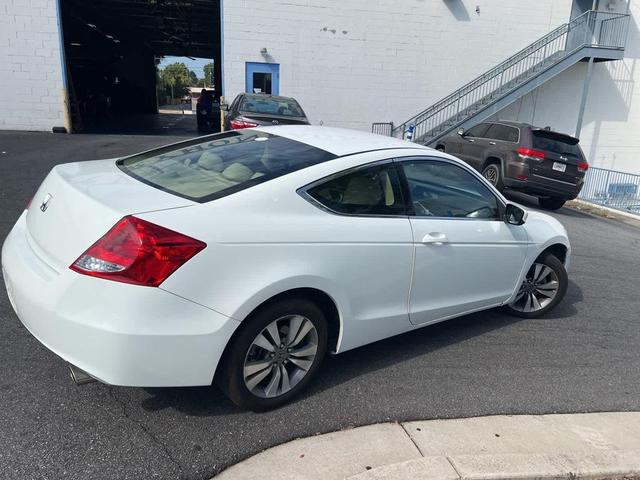 Photo of 2012 Taffeta White Honda Accord