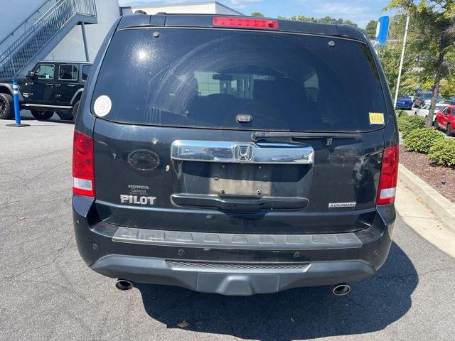 Photo of 2012 Crystal Black Pearl Honda Pilot