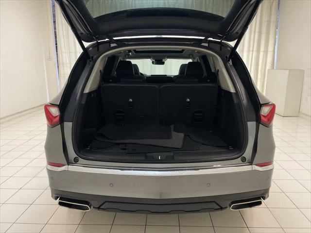 Photo of 2023 Liquid Carbon Metallic Acura MDX