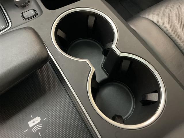 Photo of 2023 Liquid Carbon Metallic Acura MDX