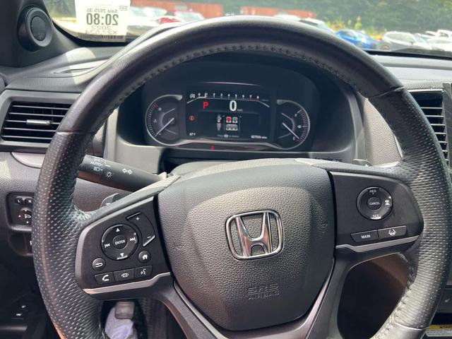 Photo of 2022 Sonic Gray Pearl Honda Passport