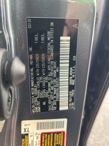 Photo of 2020 Magnetic Gray Metallic Toyota Highlander Hybrid