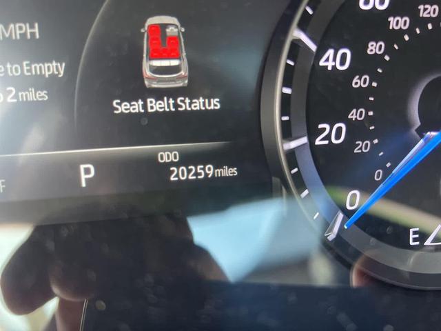 Photo of 2020 Magnetic Gray Metallic Toyota Highlander Hybrid