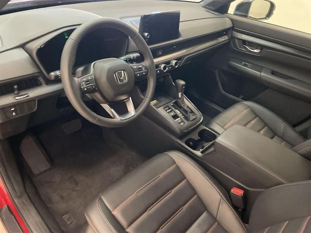 Photo of 2025 Urban Gray Pearl Honda CR-V Hybrid
