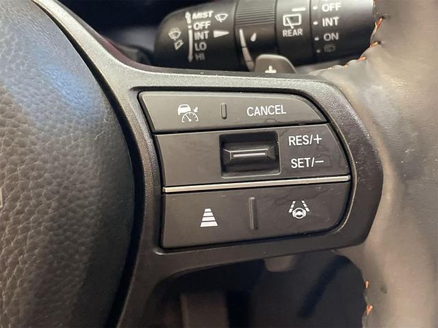 Photo of 2025 Urban Gray Pearl Honda CR-V Hybrid