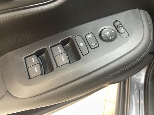 Photo of 2025 Modern Steel Metallic Honda HR-V