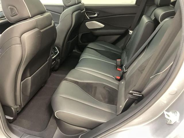 Photo of 2021 Lunar Silver Metallic Acura RDX