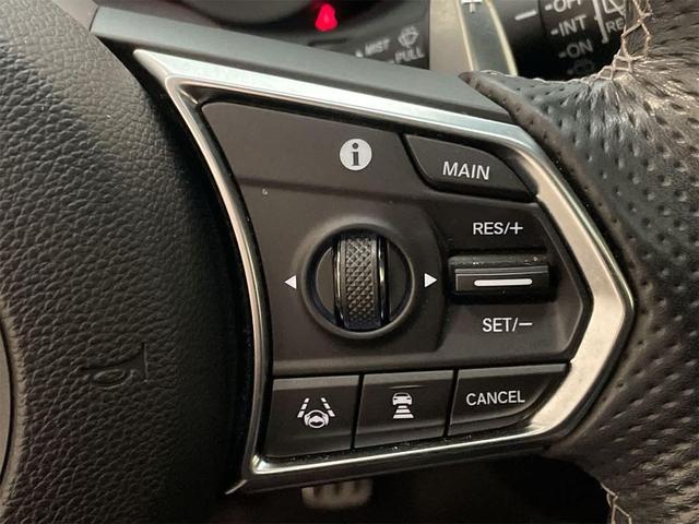 Photo of 2021 Lunar Silver Metallic Acura RDX