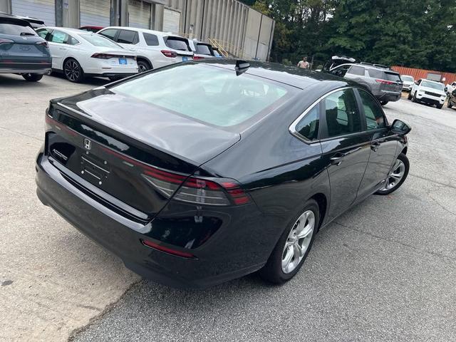 Photo of 2024 Crystal Black Pearl Honda Accord