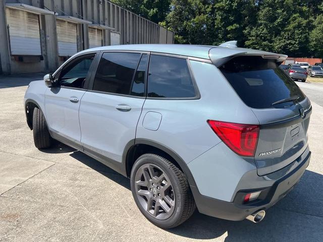 Photo of 2022 Sonic Gray Pearl Honda Passport