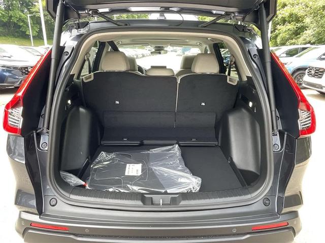 Photo of 2026 Meteorite Gray Metallic Honda CR-V