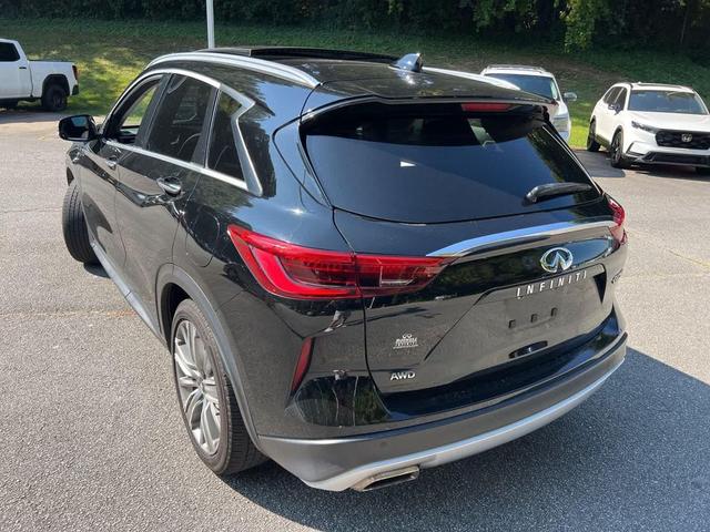 Photo of 2021 Black Obsidian INFINITI QX50