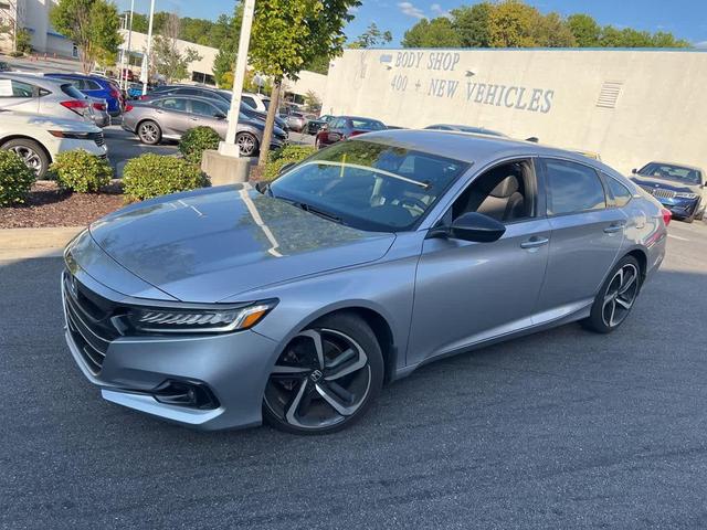 Photo of 2022 Lunar Silver Metallic Honda Accord