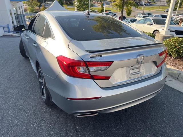 Photo of 2022 Lunar Silver Metallic Honda Accord