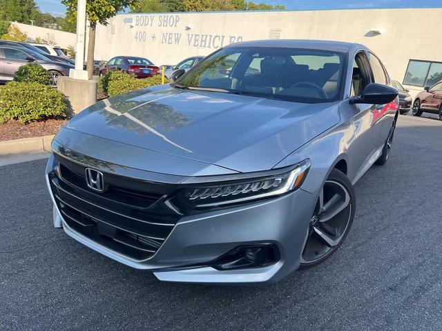Photo of 2022 Lunar Silver Metallic Honda Accord
