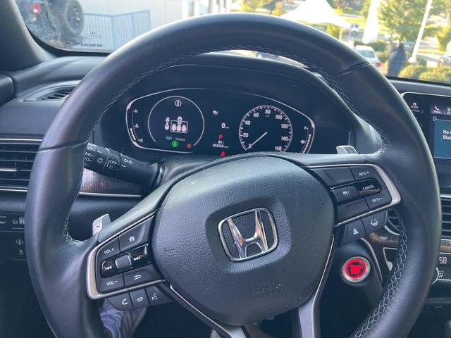 Photo of 2022 Lunar Silver Metallic Honda Accord