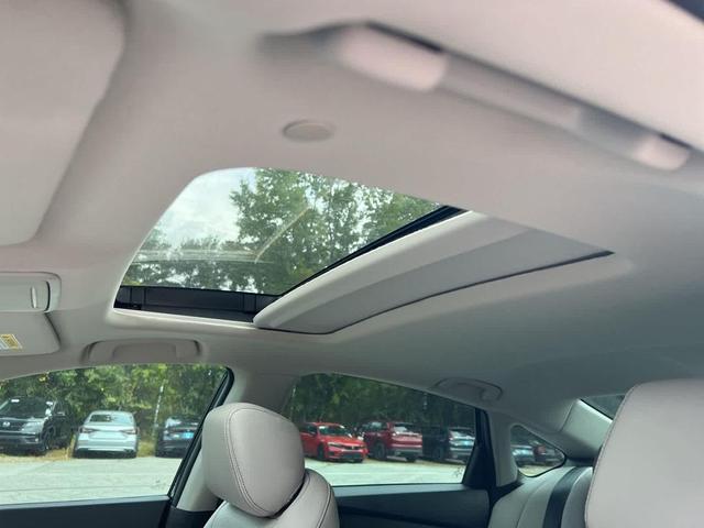 Photo of 2024 Meteorite Gray Metallic Honda Accord