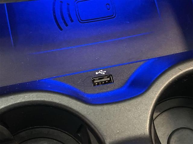 Photo of 2021 Phytonic Blue Metallic BMW 530