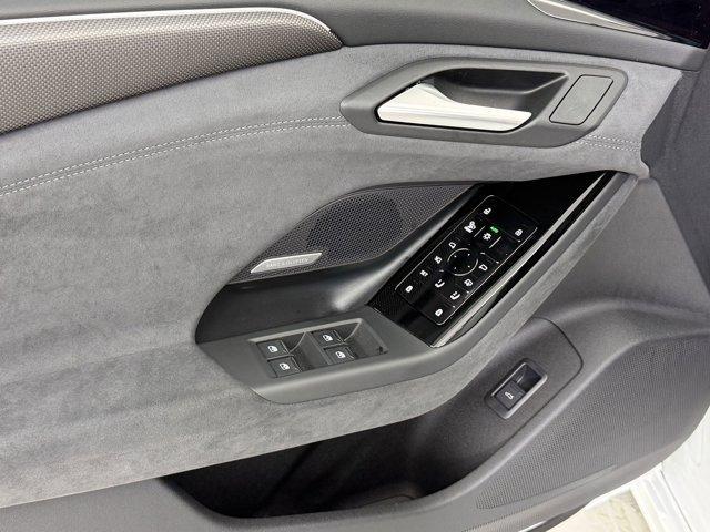 Photo of 2025 Glacier White Metallic Audi S6 e-tron