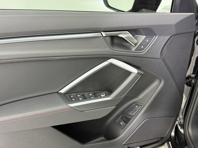 Photo of 2025 Mythos Black Metallic Audi Q3