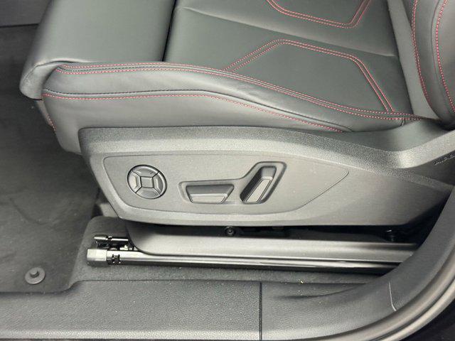 Photo of 2025 Mythos Black Metallic Audi Q3
