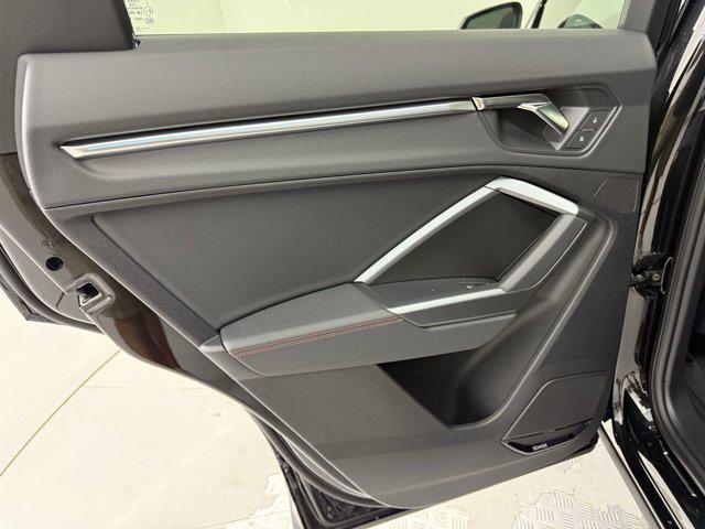 Photo of 2025 Mythos Black Metallic Audi Q3