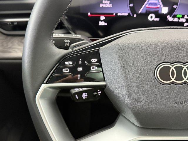 Photo of 2025 Tambora Gray Metallic Audi Q5